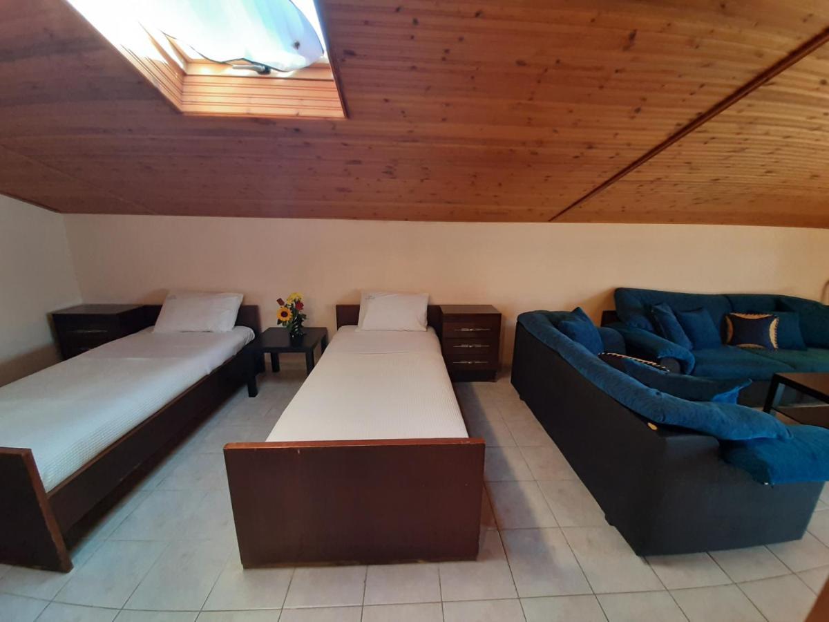 Hotel Flesvos Pefkochori Ngoại thất bức ảnh