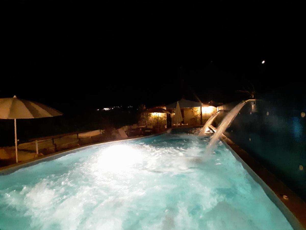 Hotel Flesvos Pefkochori Ngoại thất bức ảnh