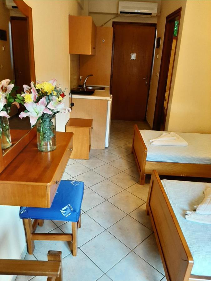 Hotel Flesvos Pefkochori Ngoại thất bức ảnh