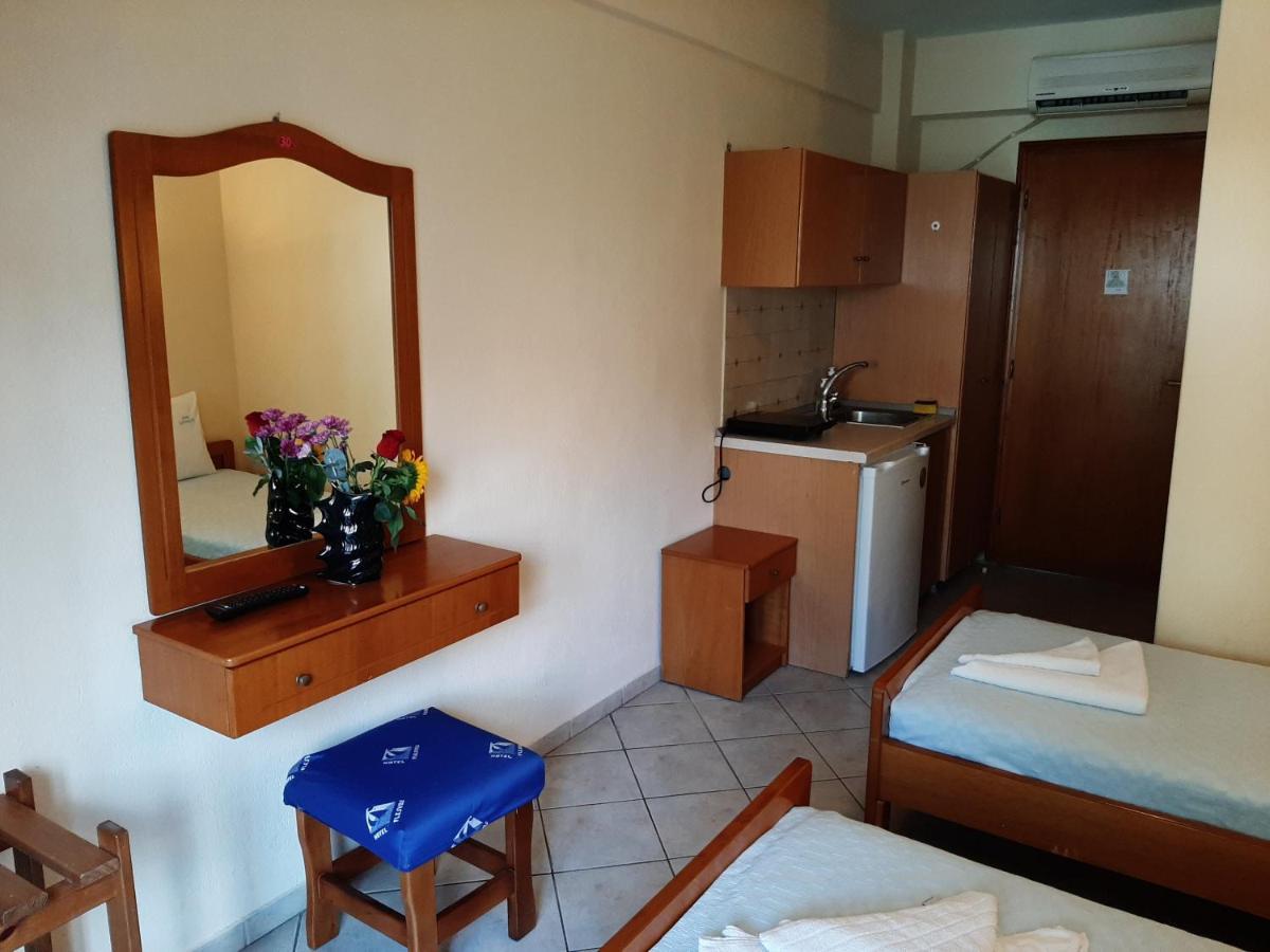 Hotel Flesvos Pefkochori Ngoại thất bức ảnh