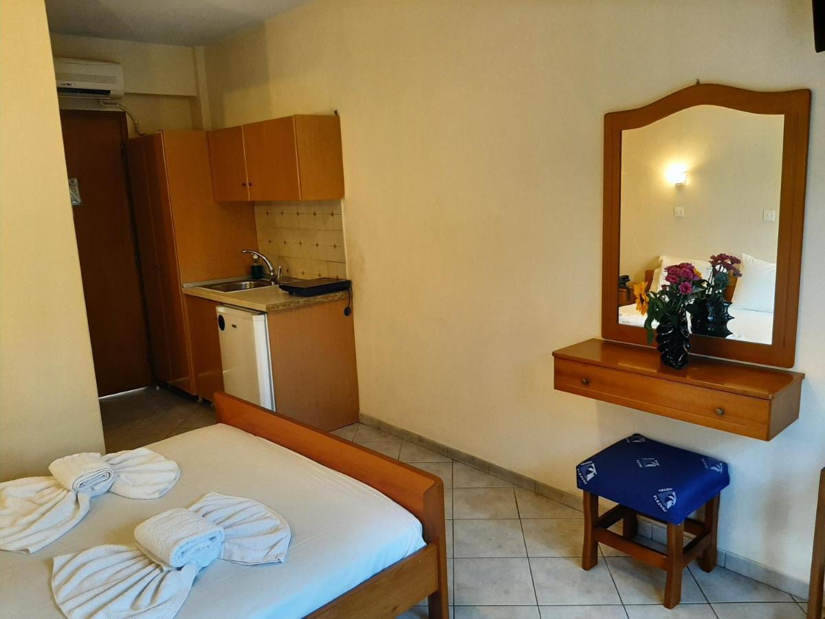 Hotel Flesvos Pefkochori Ngoại thất bức ảnh